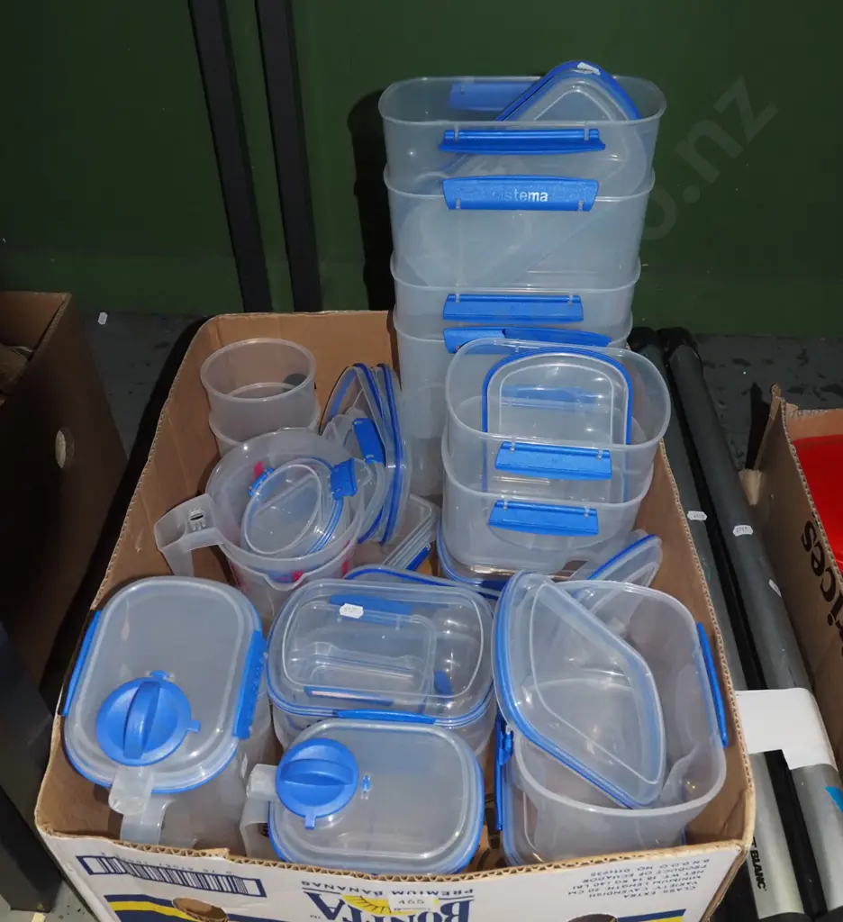 box of Sistema storage containers Image 1++