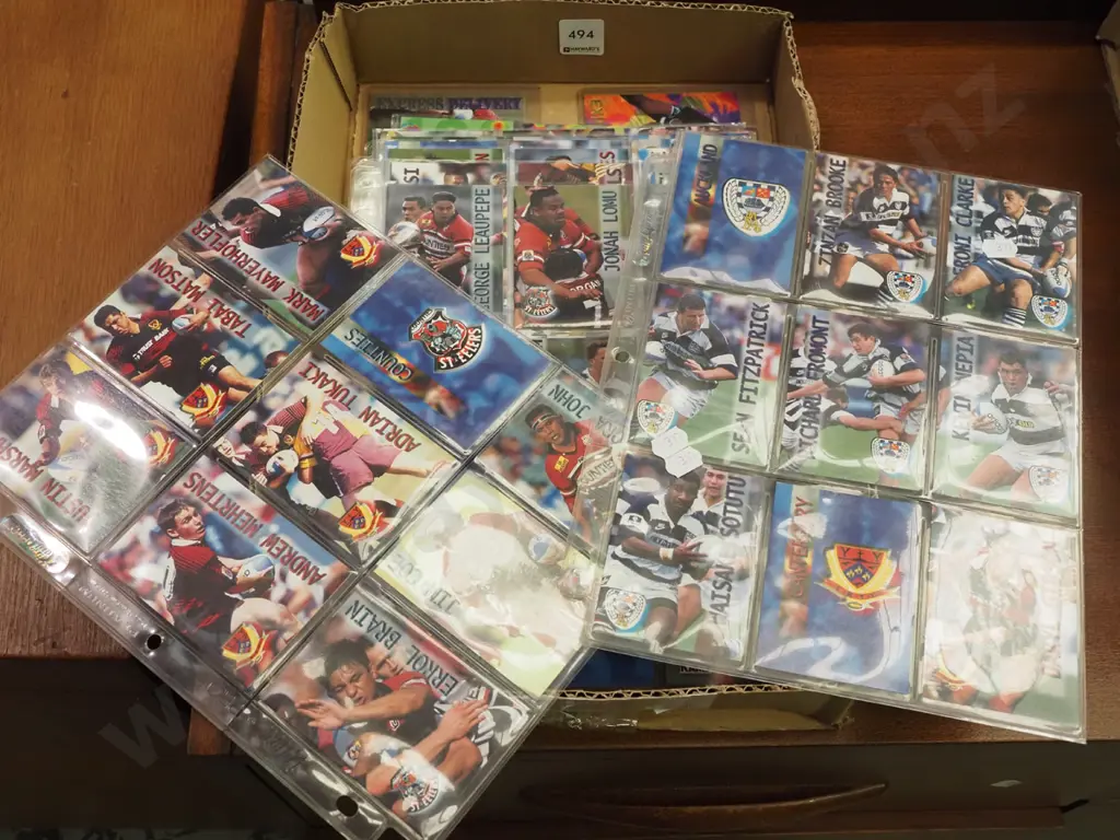 box; rugby players collector's cards Image 1++