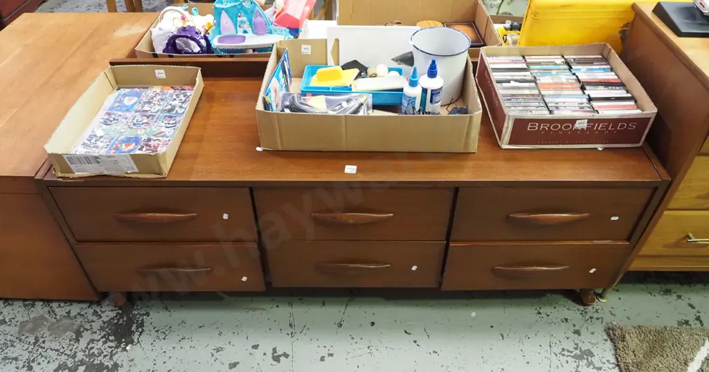  mid-century 6 drawer  lowboy H-570 W-1440 D-450 Image 1++