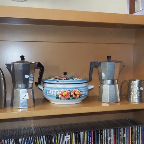 stove topespresso maker, casserole etc