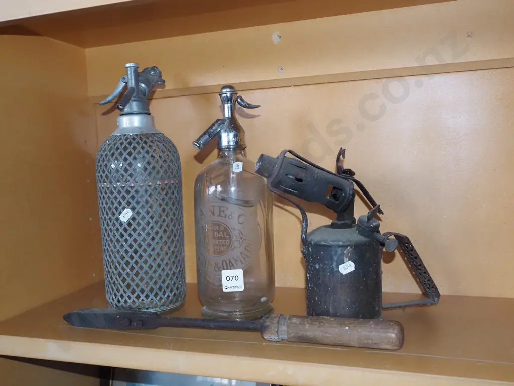 2x soda syphons, soldering iron, blow torch Image 1++
