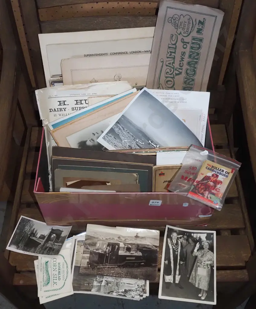 box;  unframed vintage photographs, prints etc Image 1++