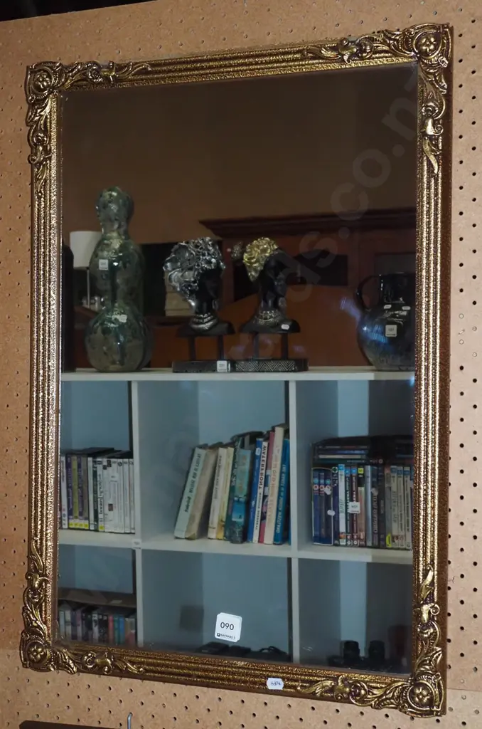 gilt framed wall mirror Image 1++