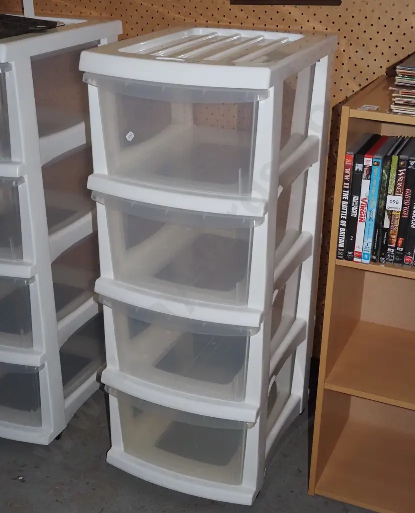 Taurus plastic 4 drawer chest Image 1++