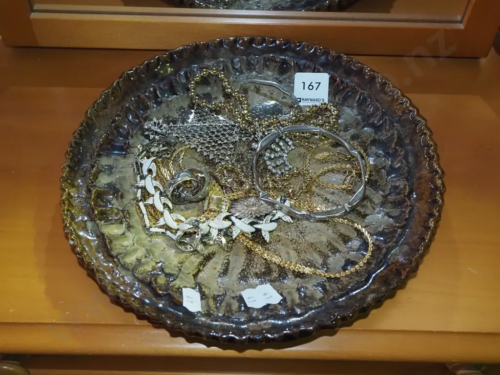 studio pottery plate, costume jewellery; bangles, earrings etc Image 1++