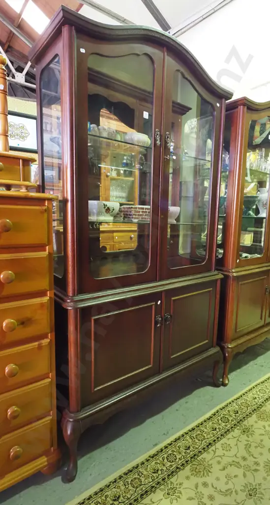 mahogany display cabinet -  2x solid and 2x glazed doors -  adjustable shelves Image 1++