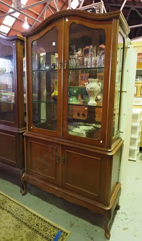 mahogany display cabinet -  2x solid and 2x glazed doors -  adjustable shelves Image 1++