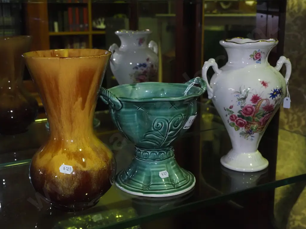 Blue Mountain and 2x other vases Tallest H-230 Image 1++