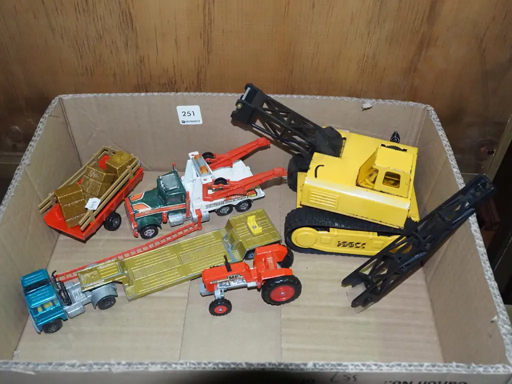 box; model vehicles Image 1++