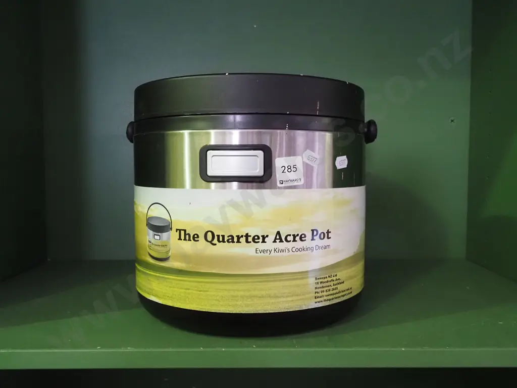 The Quarter Acre Pot Image 1++