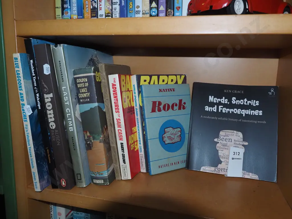 NZ and other books Image 1++
