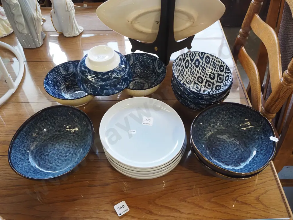 various blue plates and bowls Image 1++