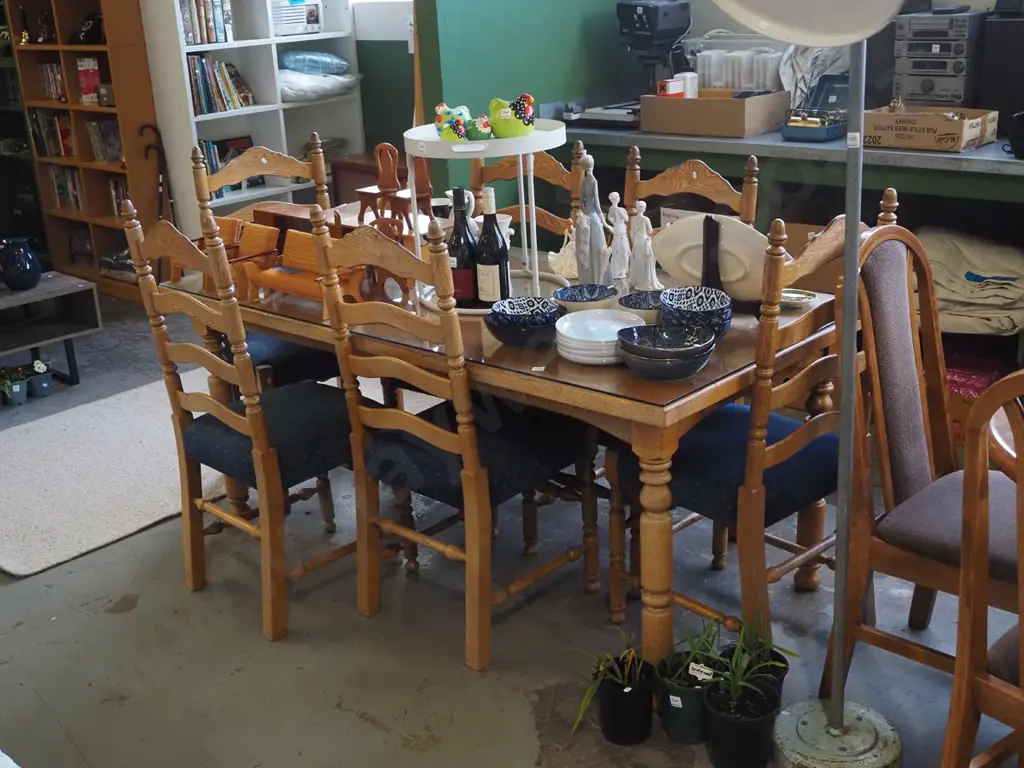 turned leg oak dining table with glass top and 6 matching ladder back chairs - wear to varish Image 1++
