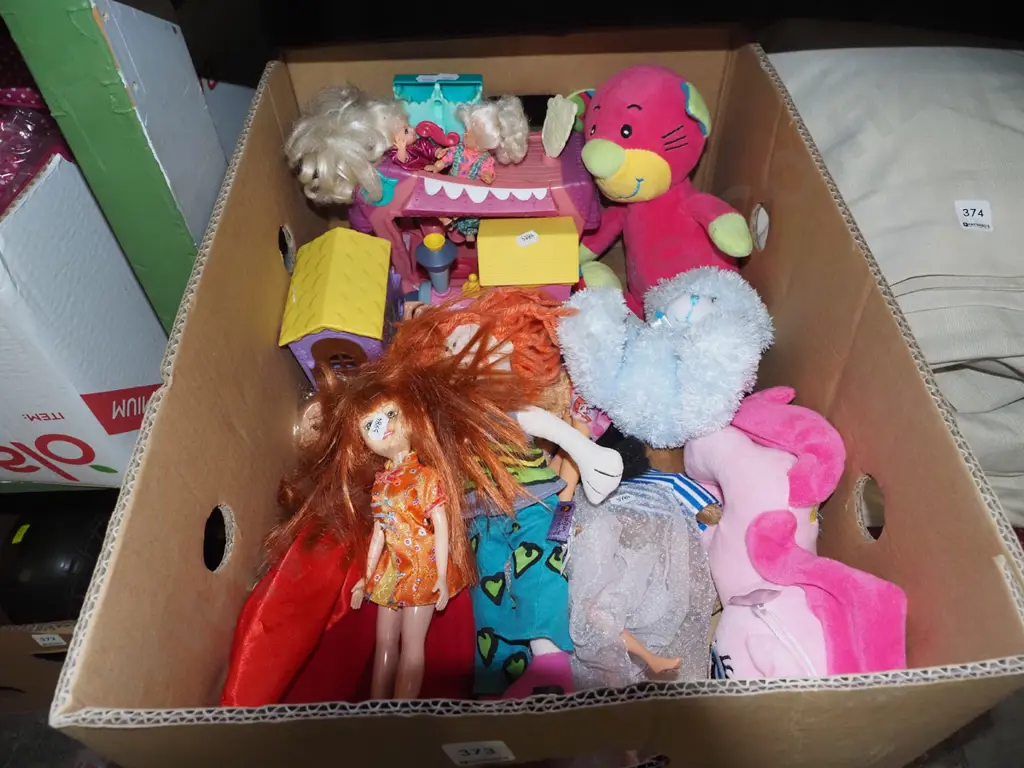 box; childrens toys Image 1++