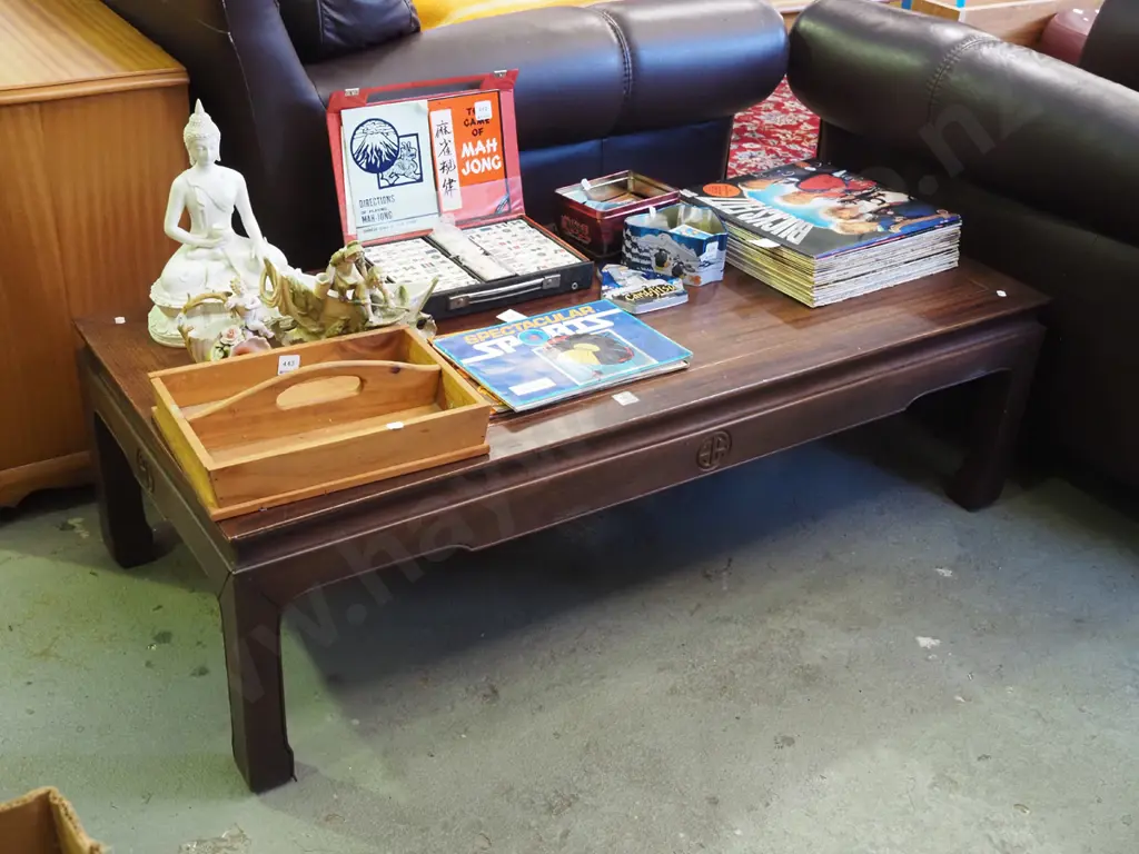 Asian hardwood coffee table H-370 W-1270 D-550 Image 1++