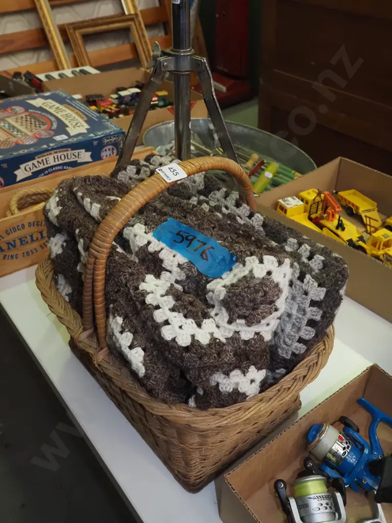 crochet blankets in ane basket Image 1++