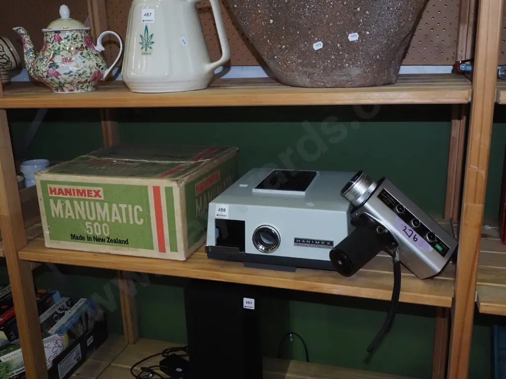 Hanimex slide projector, Askia Super 8 film camera Image 1++