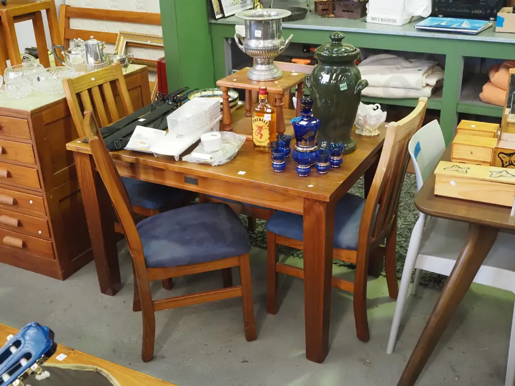solid pine dining table - tidy condition with 4 blue upholstered chairs H-760 W-1200 D-800 Image 1++