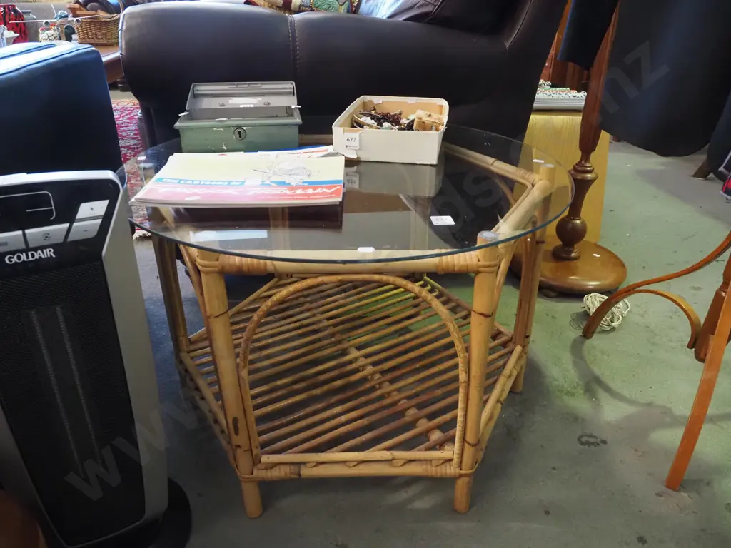 bamboo glass top circular end table Image 1++