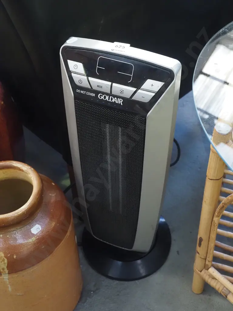 Goldaire oscillating heater Image 1++
