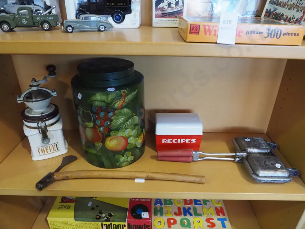 shelf; camp fire toaster pie maker, coffee mill, recipe container etc Image 1++