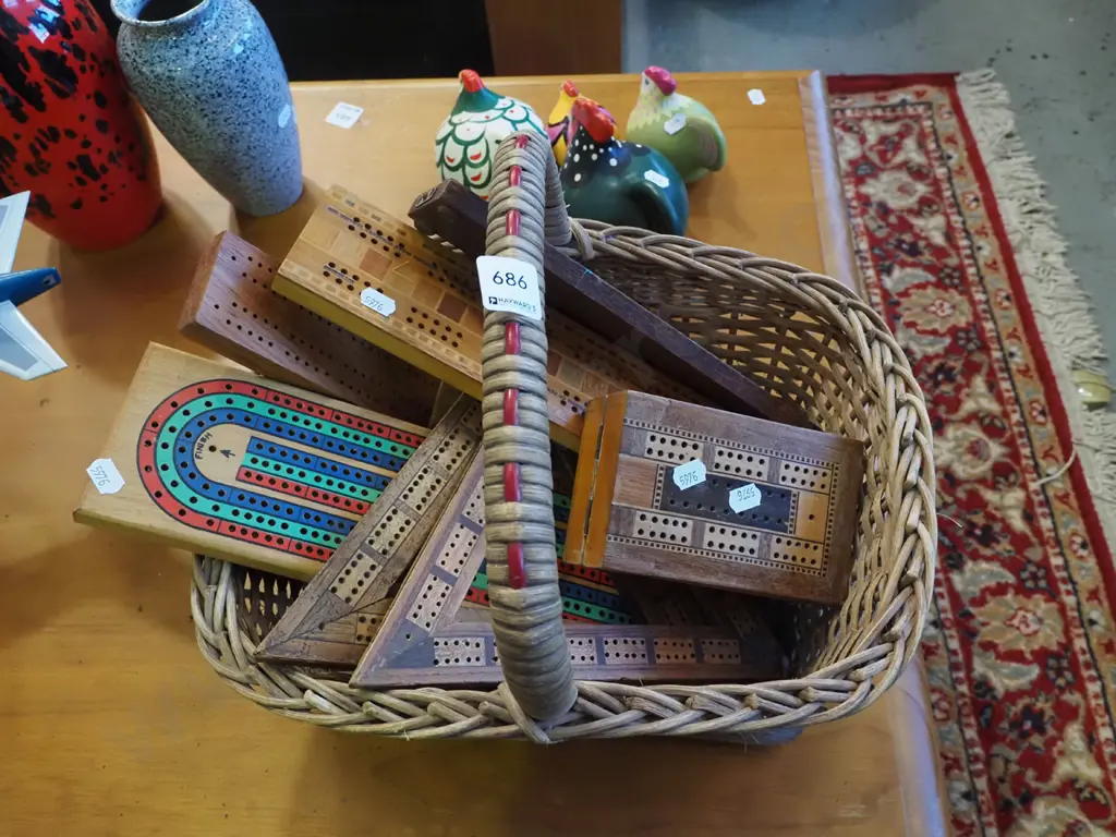 cane basket, cribbage scorers Image 1++