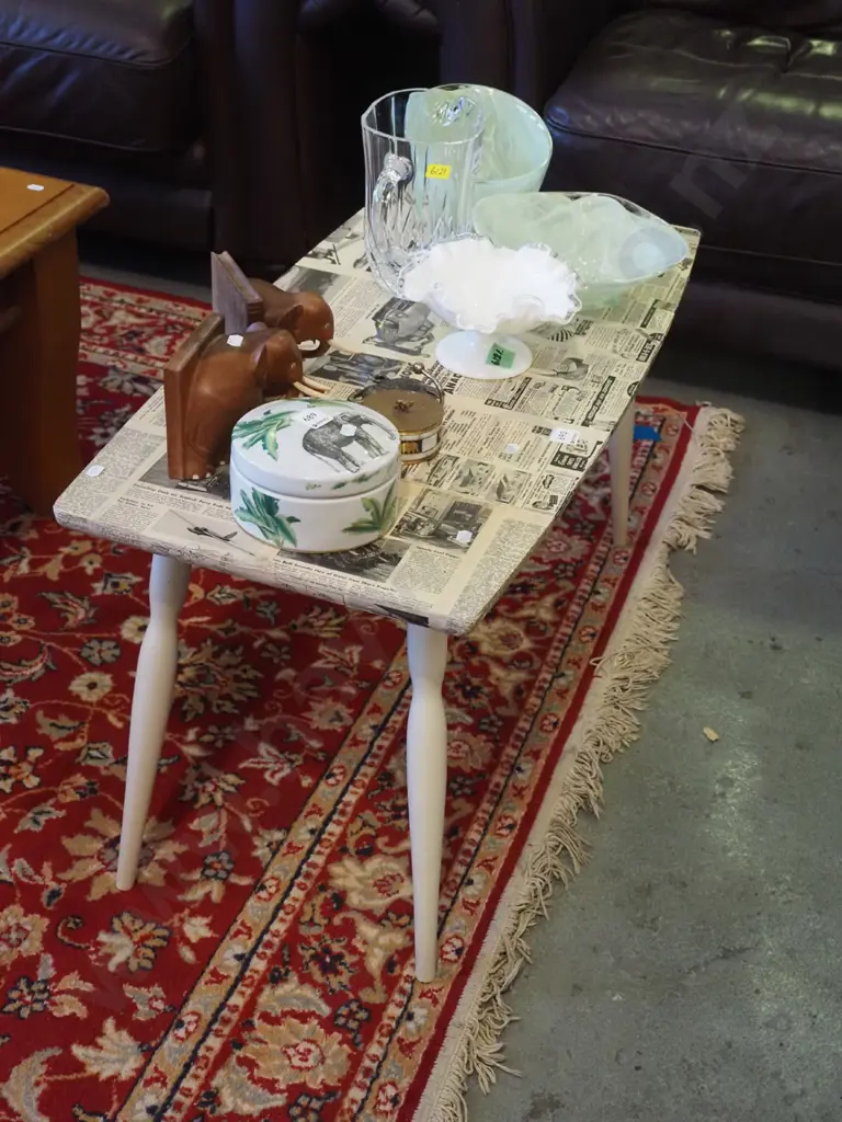 retro newspaper decorated coffee table Image 1++