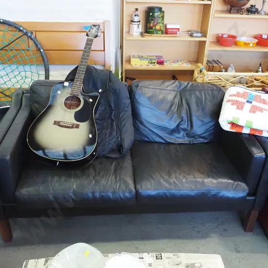 modern black leather chesterfield 2 seater sette - good condition