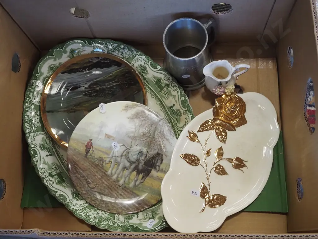 box; green ashet, tankard, cabinet plates etc Image 1++