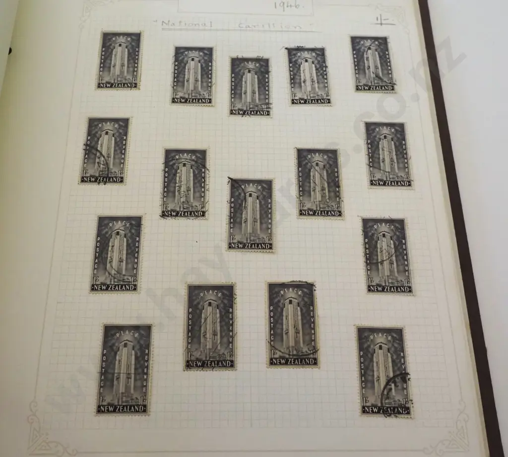 2x stamp albums Image 1++