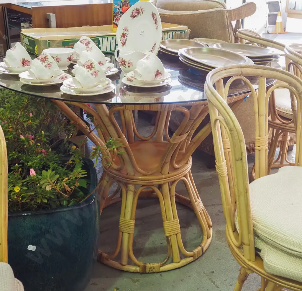 bamboo and glass top circular table with 4 matching swivel chairs and 6 cushions Image 1++