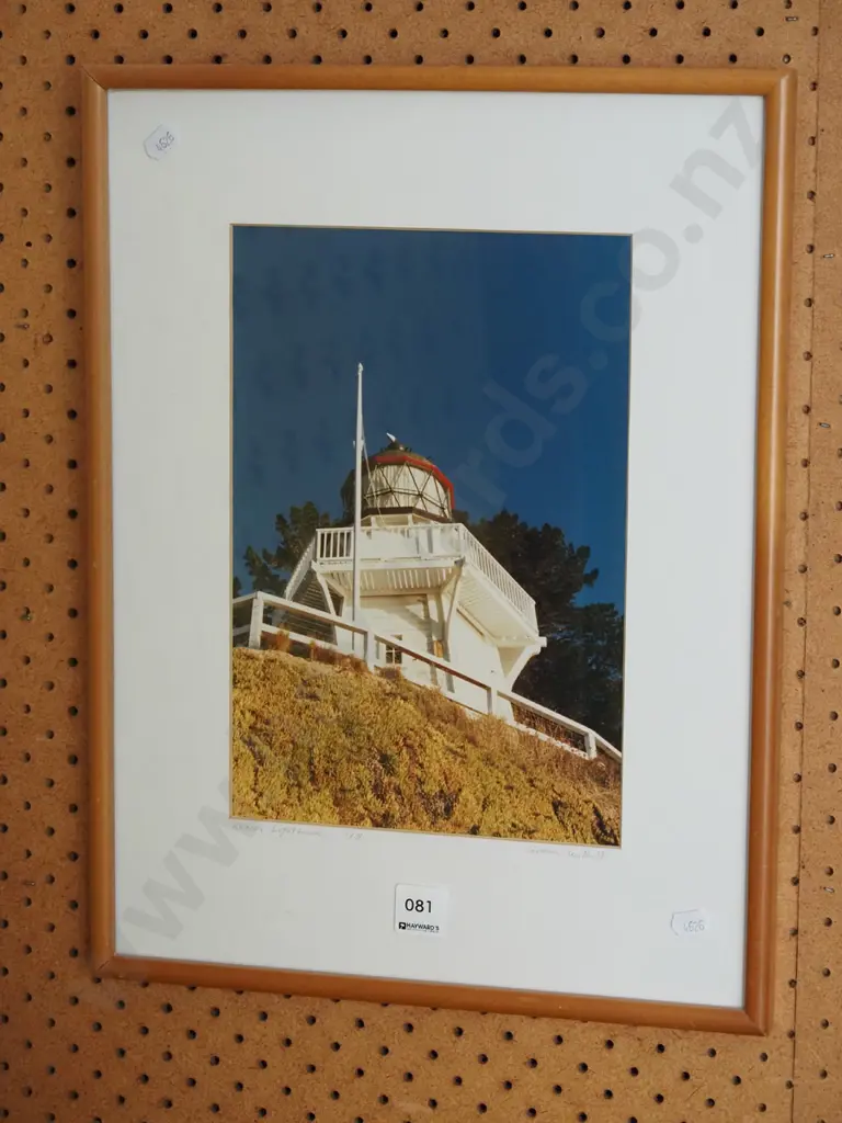 framed photo print - Akaroa Lighthouse Image 1++