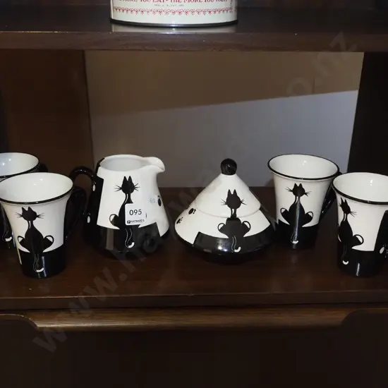 NZ studio pottery cat themed coffee cups, creamer, sugar