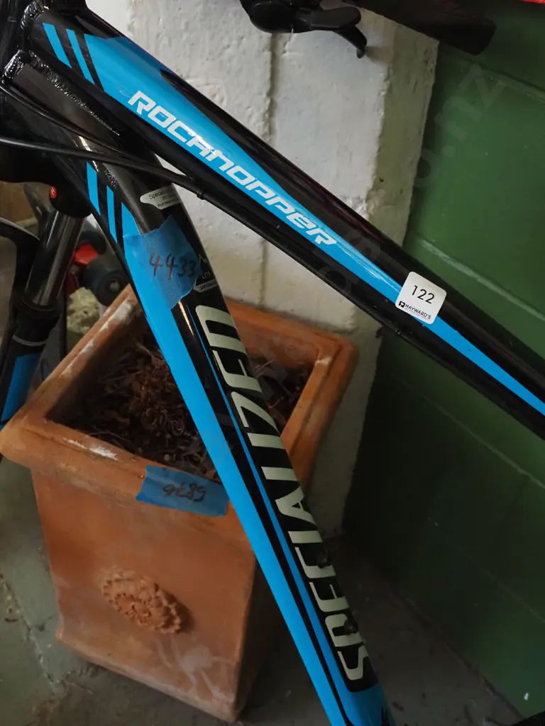 Specialized Rockhopper mountain bike Image 1++