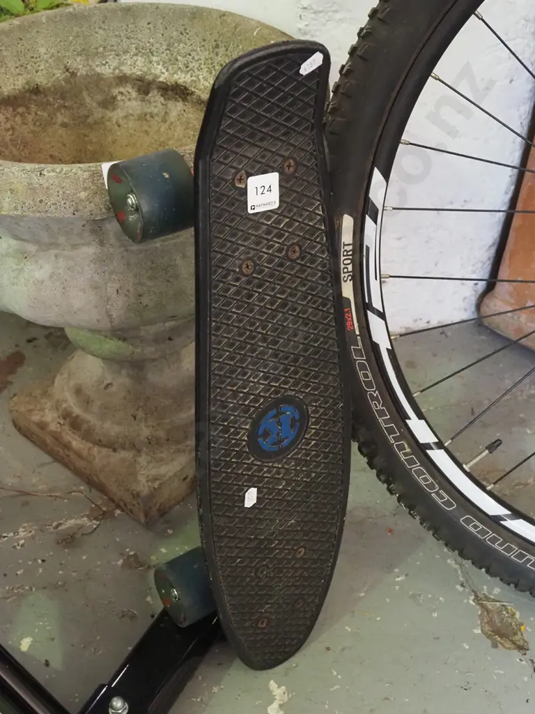 plastic skateboard Image 1++
