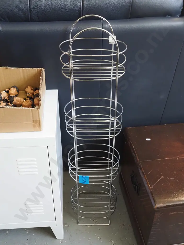 chrome and metal storage rack H-880 Image 1++