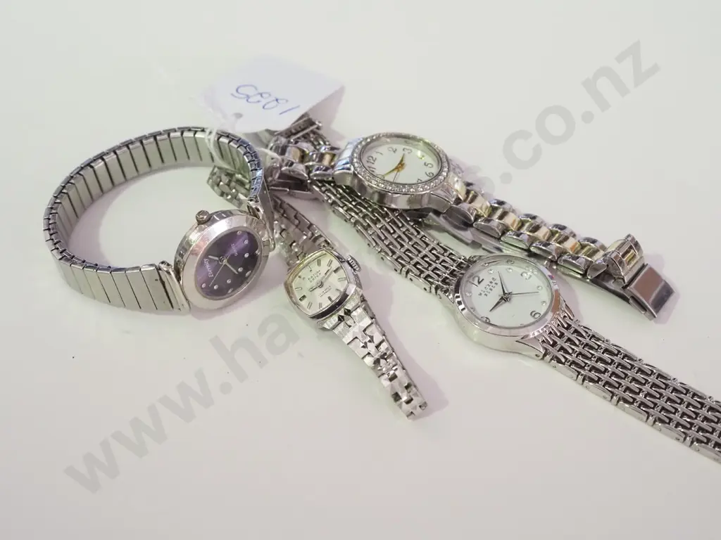 4x wristwatches Image 1++