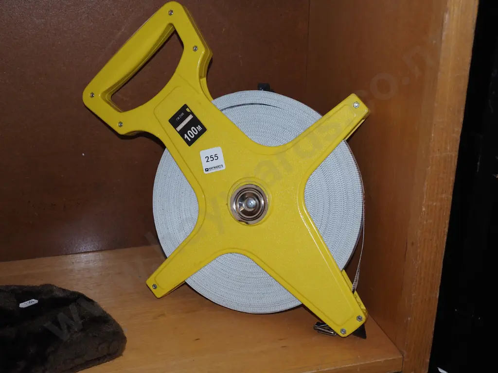 100m tape measure Image 1++