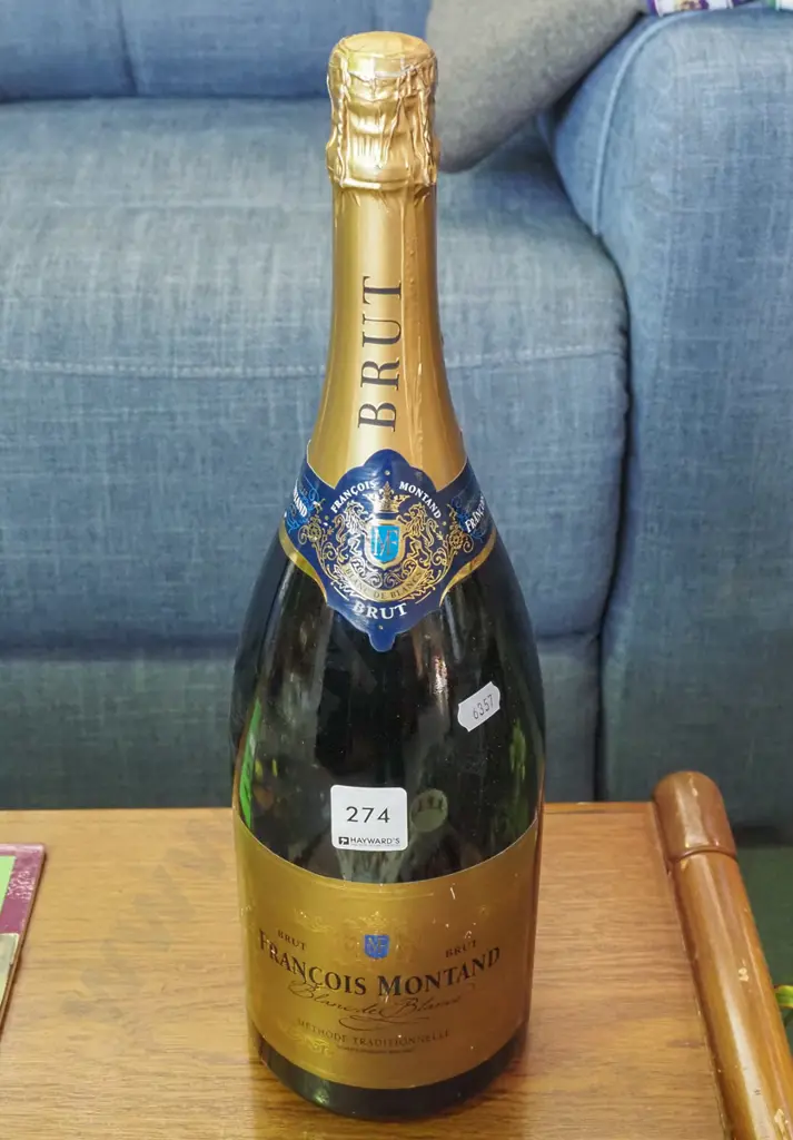 1.5L bottle of Francois Montand brut  Image 1++