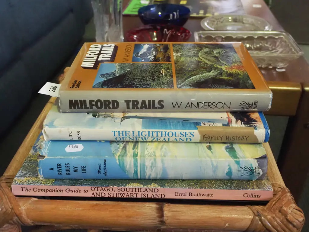 NZ books Image 1++