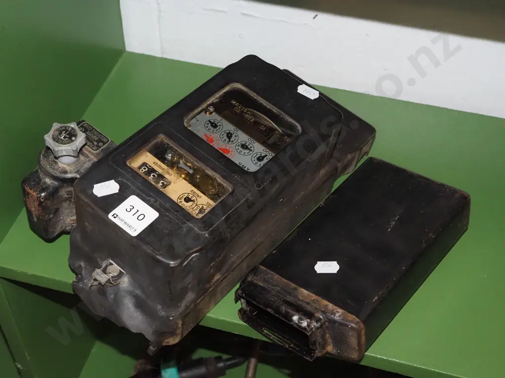 vintage electrical meter Image 1++