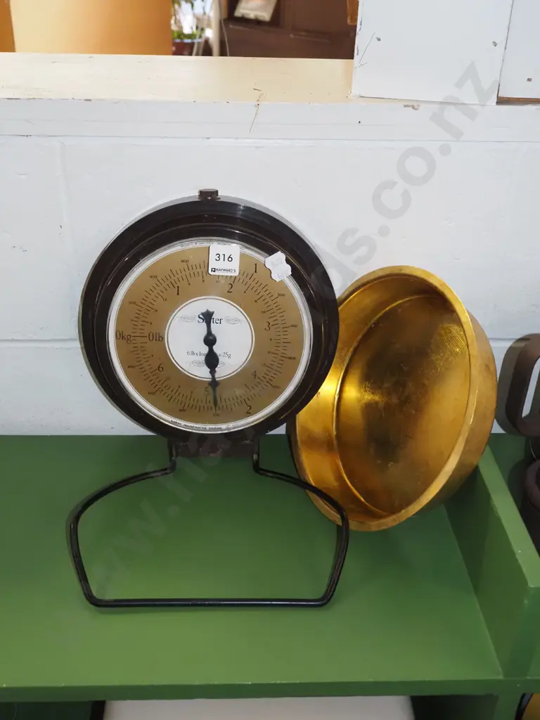 Salter wall mount kitchen scales Image 1++