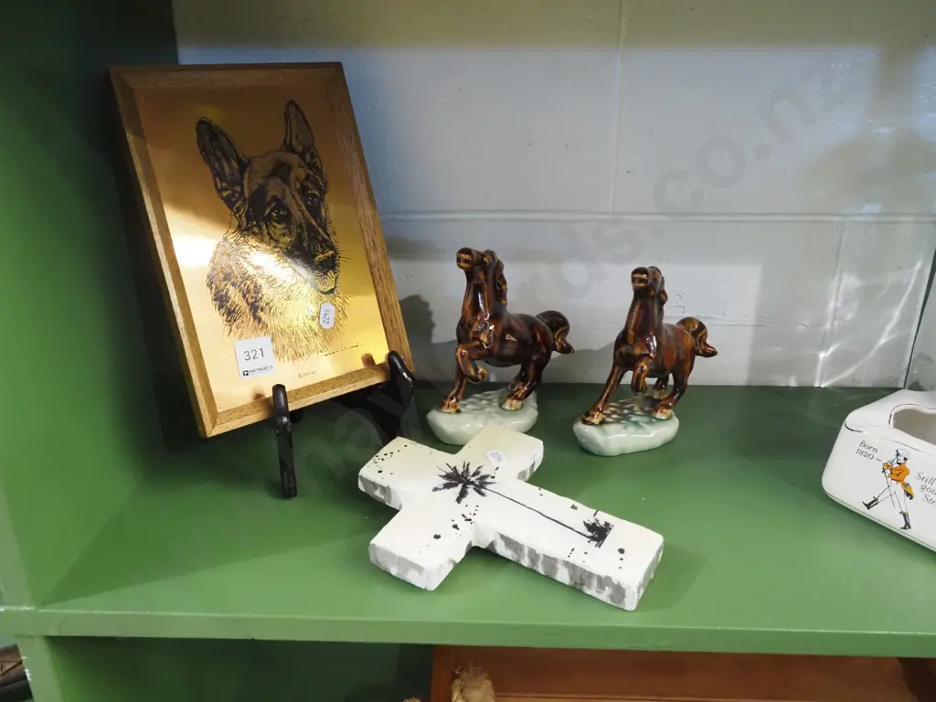 etched copper Alsatian picture, 2 horse figurines, crucifix Image 1++