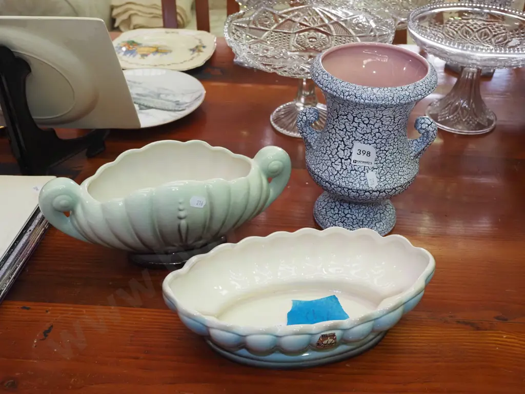 2x Titian ware vase - 1 has crack and 1 other vase  Image 1++