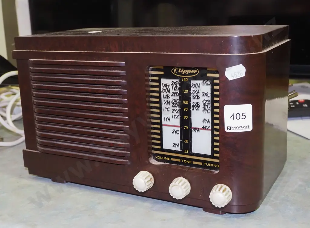 deco bakelite mantle radio Image 1++