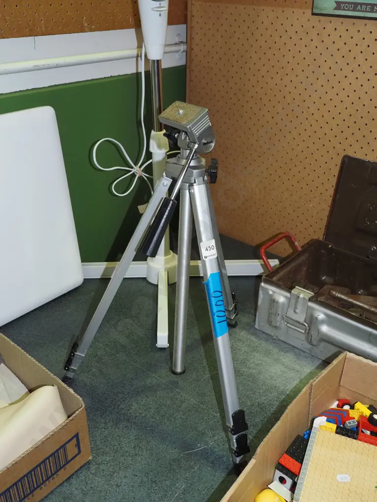 Valbon tripod Image 1++