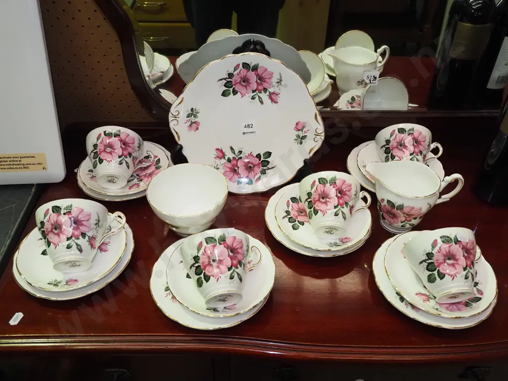 Regency pink rose 21 piece tea set Image 1++