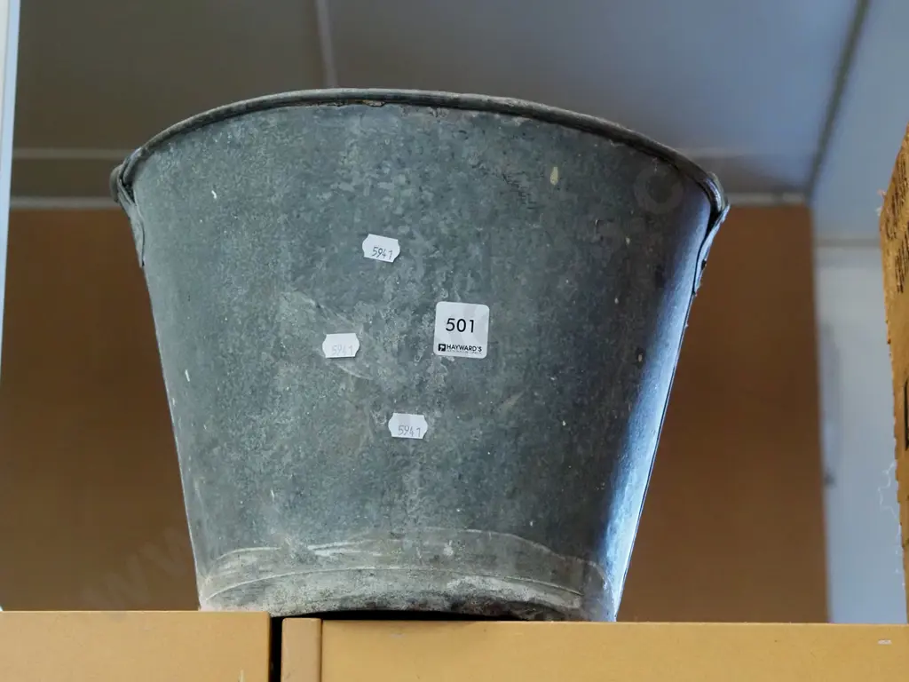 galvanised pail Image 1++
