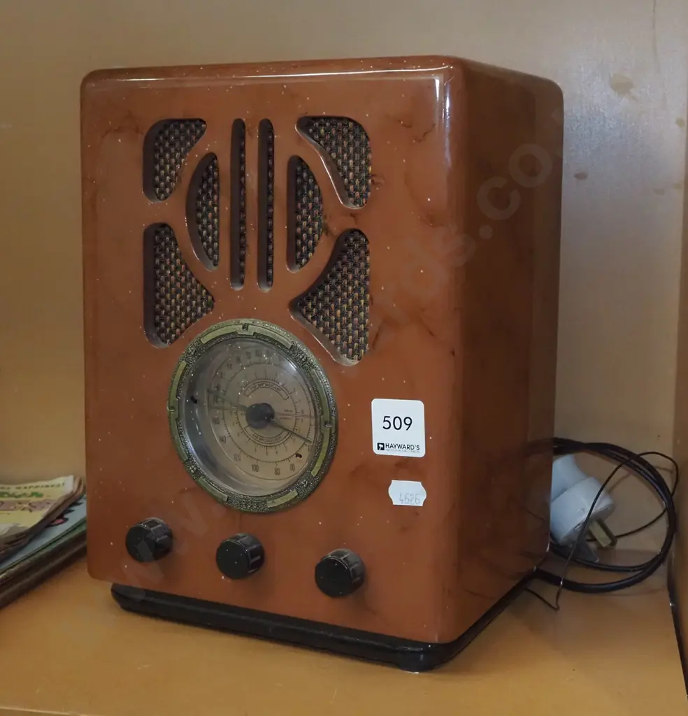 reproduction mantle radio Image 1++