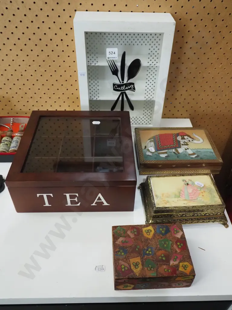 display boxes, trinket boxes Image 1++